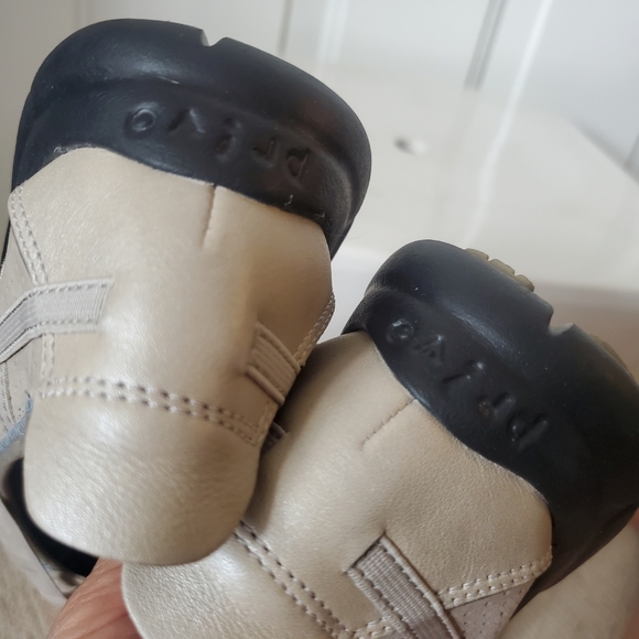 Worn Once Slip on Balet Comfort Walking Clark's size 10 - Picture 8 of 11